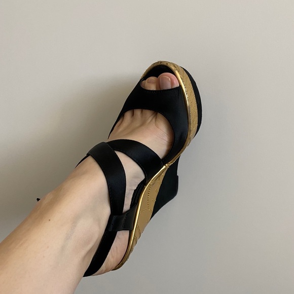 SOLD |  London High Platform Sandals | Size 38 - Picture 7 of 7